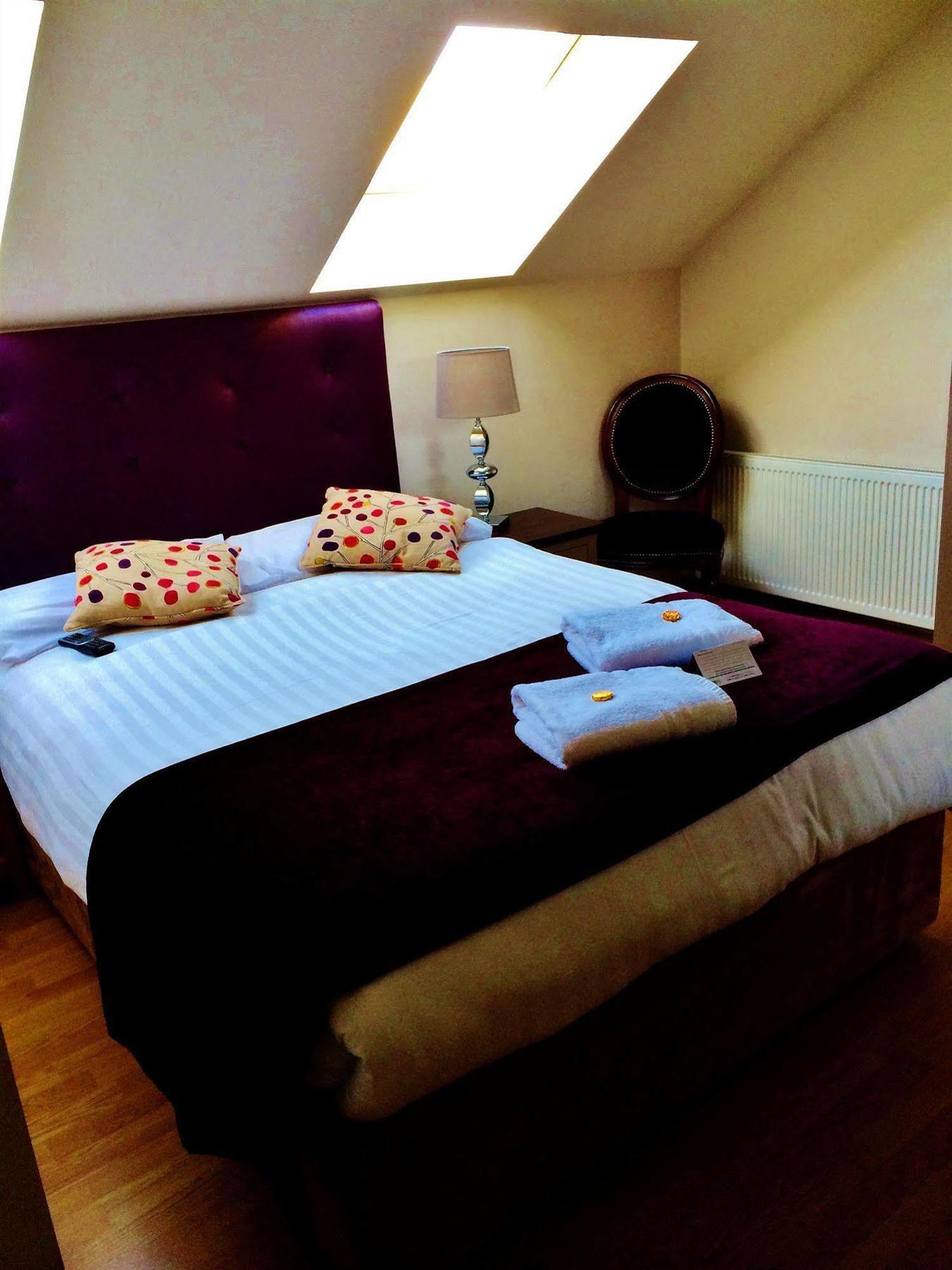 Abbey Lodge B&B Galway Exterior photo